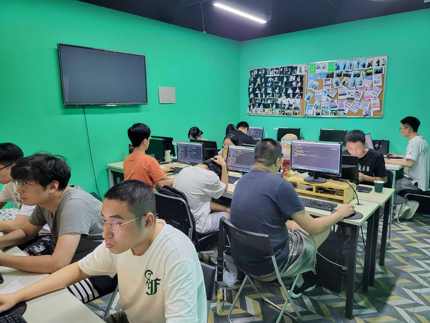天津插画培训，0基础学插画到底要不要报班?