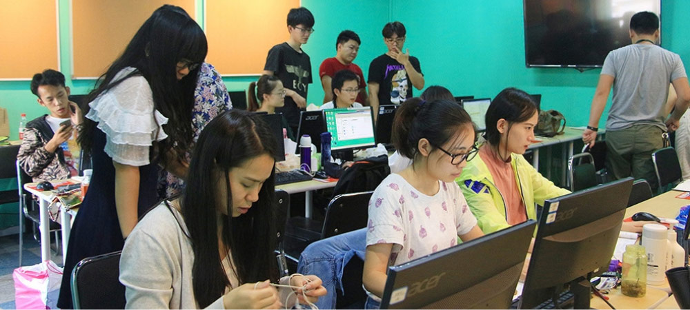 诚筑说:AI正在改变哪些职业?我们为什么重新思考“学什么” 诚筑说:AI正在改变哪些职业?我们为什么重新思考“学什么”